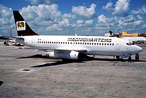 Magnicharters Boeing 737-222; XA-SYX, February 1997 AXP (5404398641)