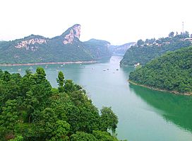 Huaxi-Far View of Banbianshan.jpg