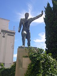 Antoni Franch-Estatua