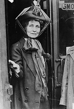Mrs Pankhurst at doorway