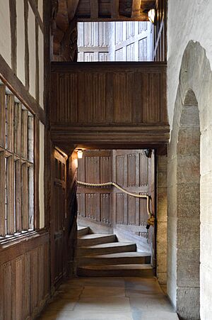 Staircase in Leeds Castle, 2019