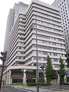 Yusen Building, at Marunouchi 1
