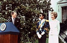 Reagans with Michael Jackson.jpg