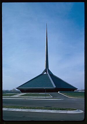 North Christian Church, Columbus, Indiana, 1959-64. Exterior - 00807v