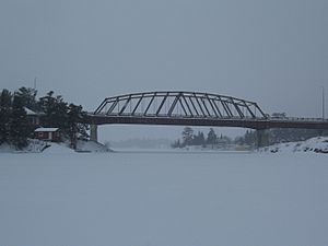 New Sioux Narrows Bridge
