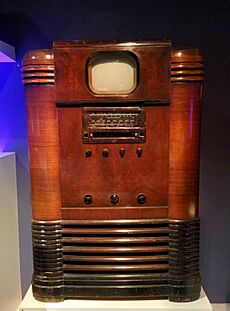 RCA TRK-9 television