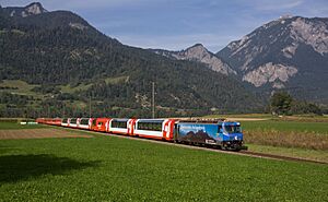 Glacier-Express zwischen Reichenau-Tamins und Bonaduz