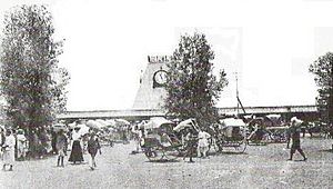 The entrance to the Nairobi Railway Station in 1899