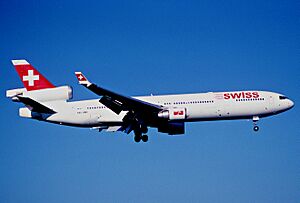 259cm - Swiss MD-11, HB-IWC@ZRH,21.09.2003 - Flickr - Aero Icarus
