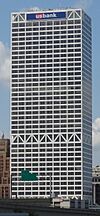 U.S. Bank Center - panoramio (11) (cropped).jpg