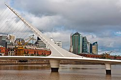 Puente de la Mujer, Puerto Madero, Buenos Aires, Argentina, 29th. Dec. 2010 - Flickr - PhillipC (1).jpg