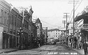 Oak Street, Laurel, Mississippi (circa 1900)
