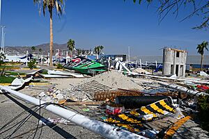 Impacto del huracán Otis en México - Boulevard de las Naciones - 2