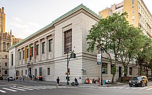 New York Historical Society (48269593386).jpg
