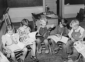Children reading 1940