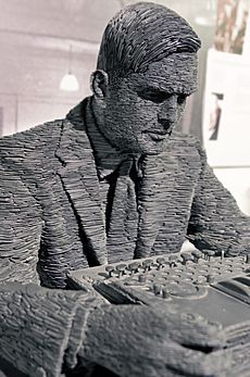 Turing-statue-Bletchley 14