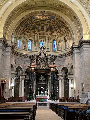 Cathedral of Saint Paul inside 02