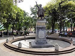 Plaza Colon de Carupano - panoramio.jpg
