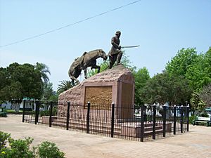 Monumento al General Madariaga, Paso de los Libres