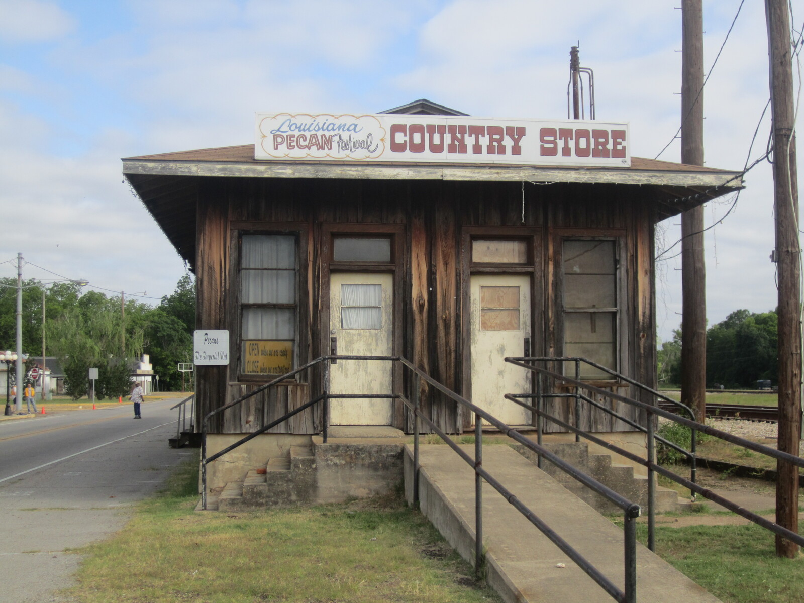 Image LA Pecan Festival Country Store, Colfax, LA IMG 2377