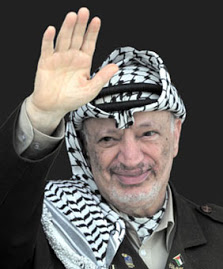 Arafat saluda 3