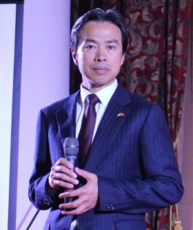 Du Wei pic.jpg