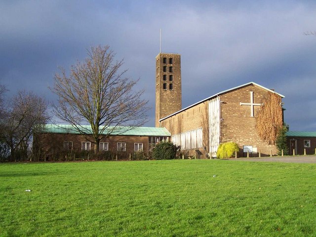 Emmanuel Church, Bentley - geograph.org.uk - 668205
