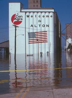 Alton Illinois sinking in 1993