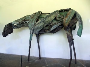 Sculpture by Deborah Butterfield, 1986, Honolulu Museum of Art Spalding House