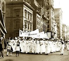 Norwegian suffrage march New York 1911