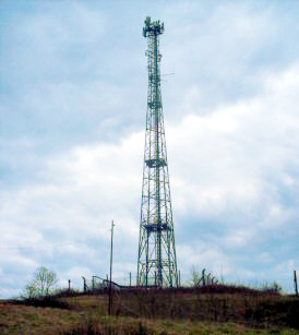 Radio Antenna at Kelvedon Hatch