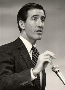 Richard Neal as Mayor of Springfield