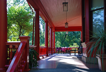 JohnThompsonHousePorch