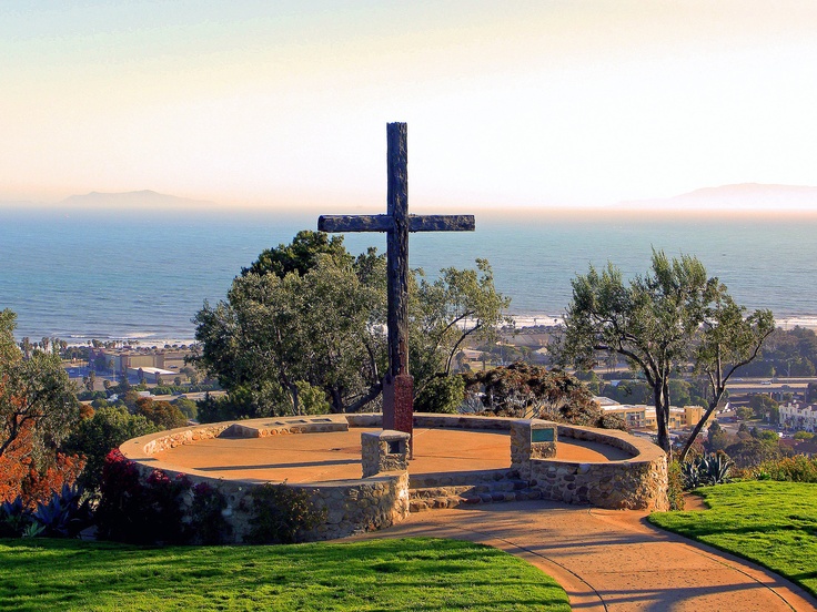 Image: The Cross at Grant Park in Ventura, CA