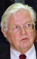 Robert Mundell close-up (cropped)