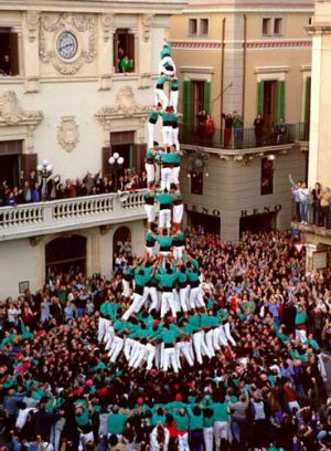 1er 3 de 10 amb folre i manilles de la història
