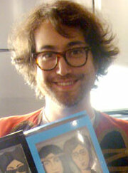 Sean Lennon and Yoko Ono (cropped)