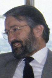 Jaime Blanco, presidente del Gobierno de Cantabria, recibido en La Moncloa por Felipe González (cropped).jpg