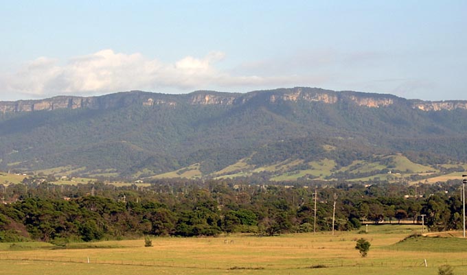 Illawarra Escarpment west of Albion Park