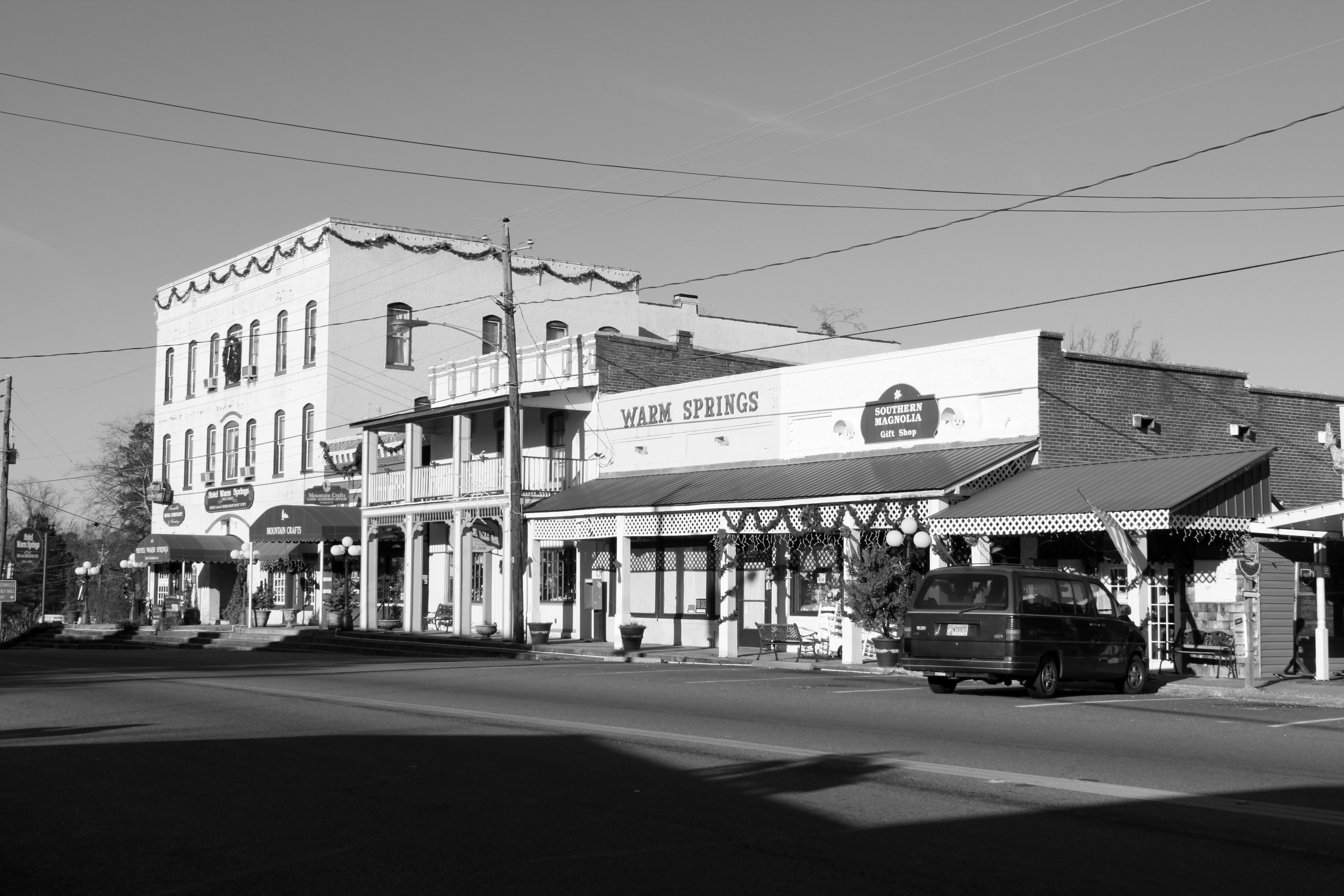 Image Broad Street, Warm Springs,