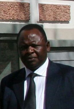 Gerald Otieno Kajwang Tartus, 9. mai 2014 - Foto Lilian Lukka.jpg