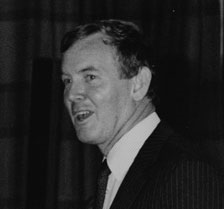 Mr John Moore M.P. addressing the Annual LSE Society Dinner, 5th June, 1985.jpg