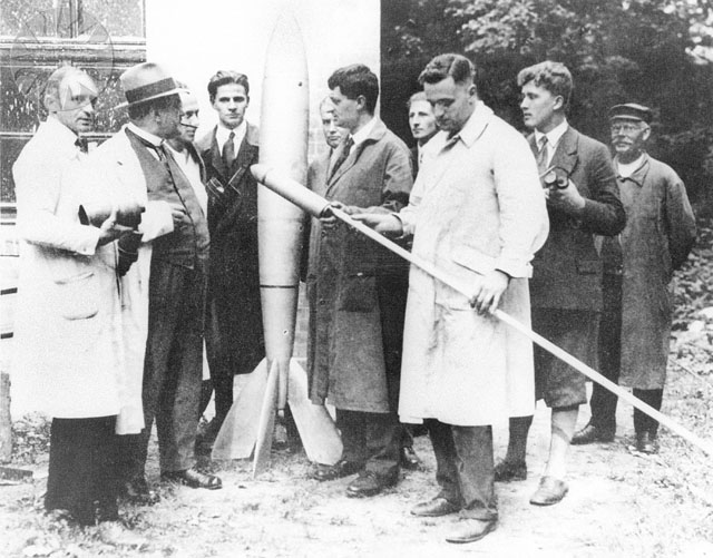 Oberth, von Braun, etc. 1930 VFR german rocket society