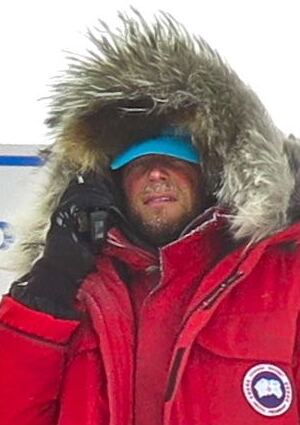 Daniel Paul Burton, 2014 (cropped).jpg