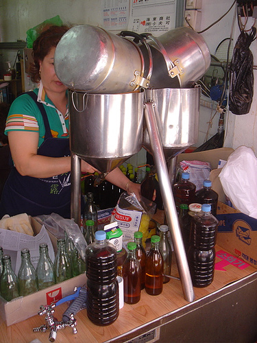 Korean sesame oil-Chamgireum-01