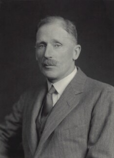 John Ogilvy Arbuthnott, 14th Viscount Arbuthnott