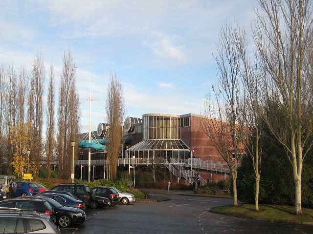 Perth Leisure Pool - geograph.org.uk - 625557