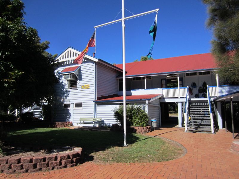 Sectional School Building (Block B) with projecting teachers room; north elevation, view from parade ground, from northwest (EHP, 2 June 2015)