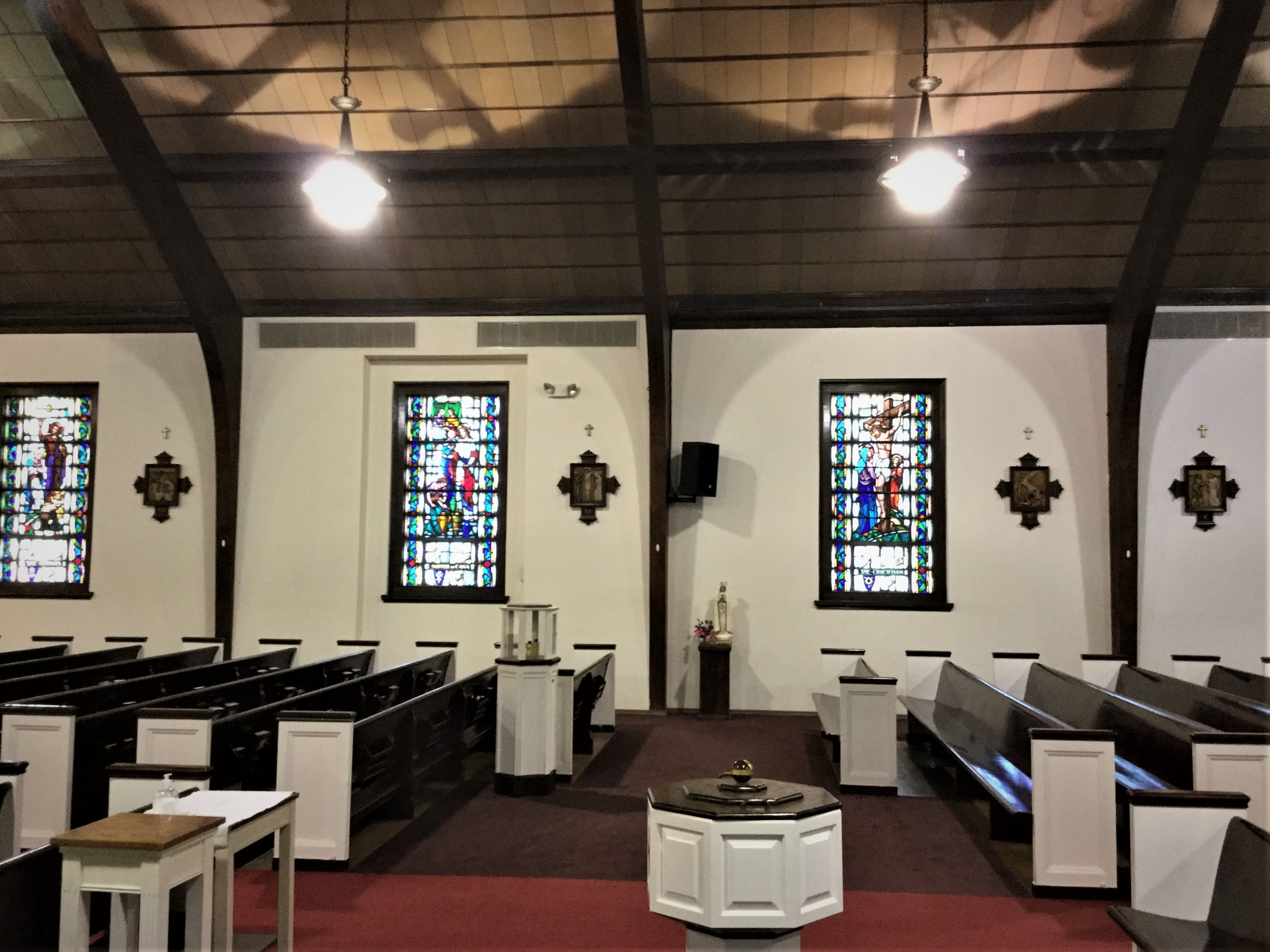 Image Stained Glass right, Cathedral of St Vincent de Paul (Elmont