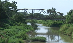 A bridge over the Río San Cristóbal